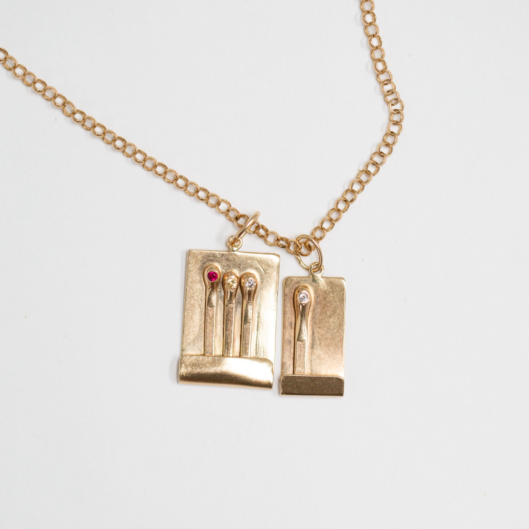 Custom Pieces, holiday sale