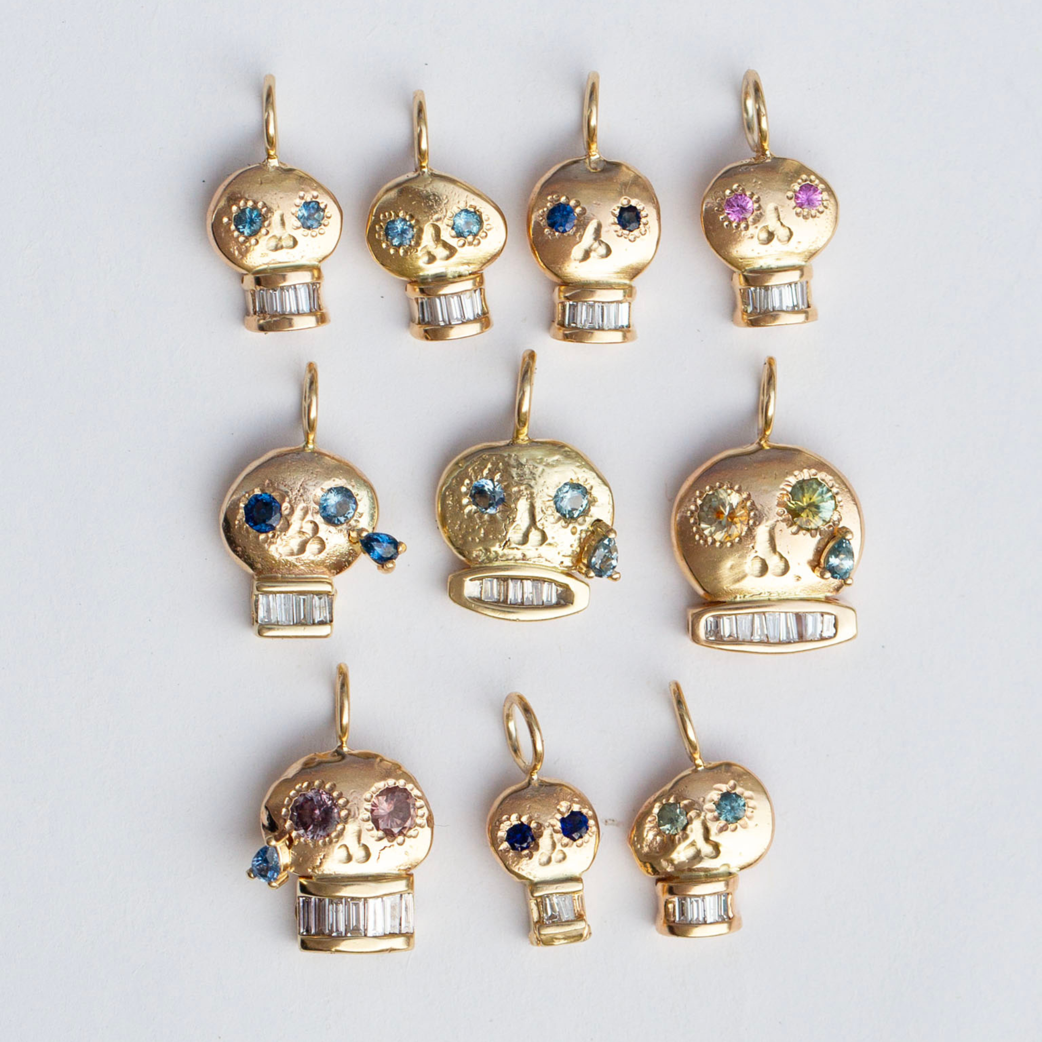 Skull 15, Dark Blue Sapphire