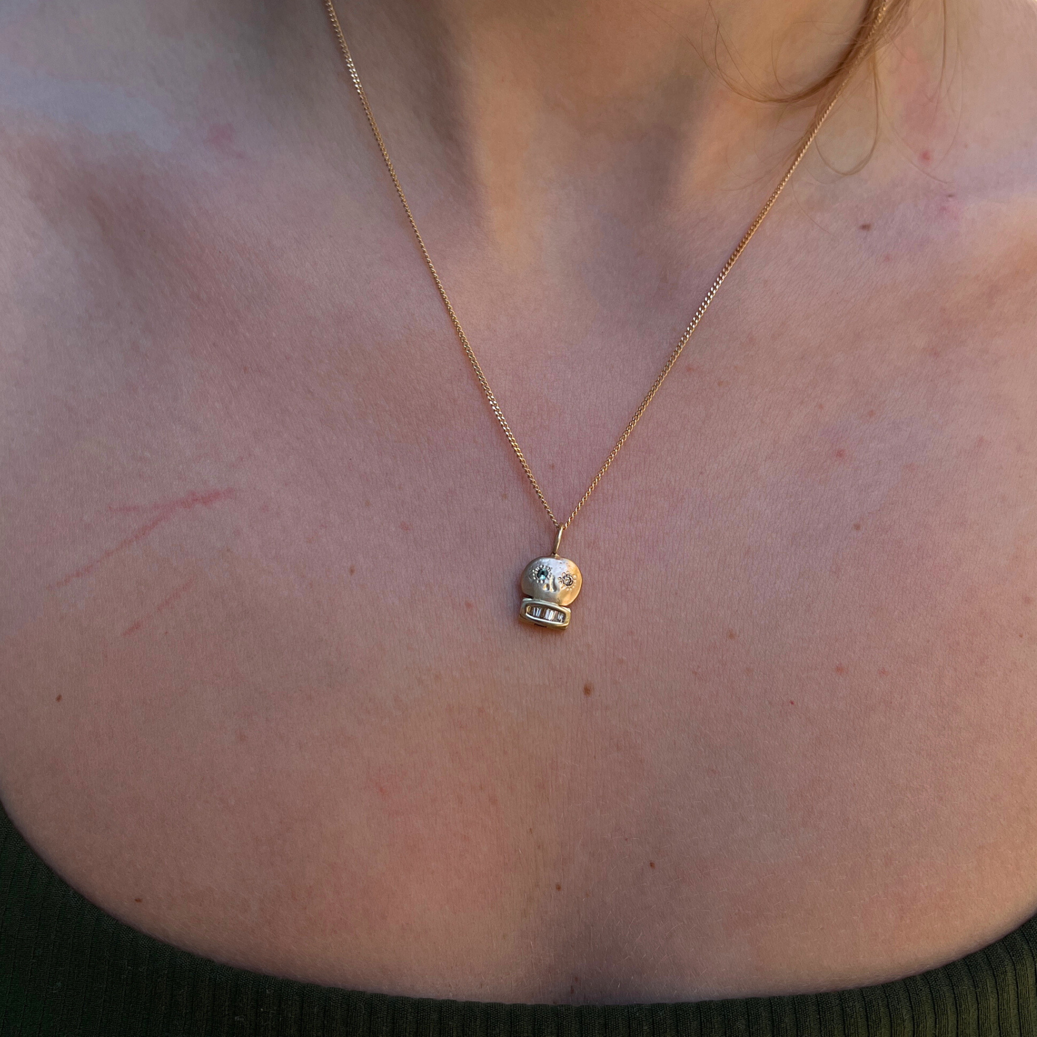 Dark Blue Sapphire Skull