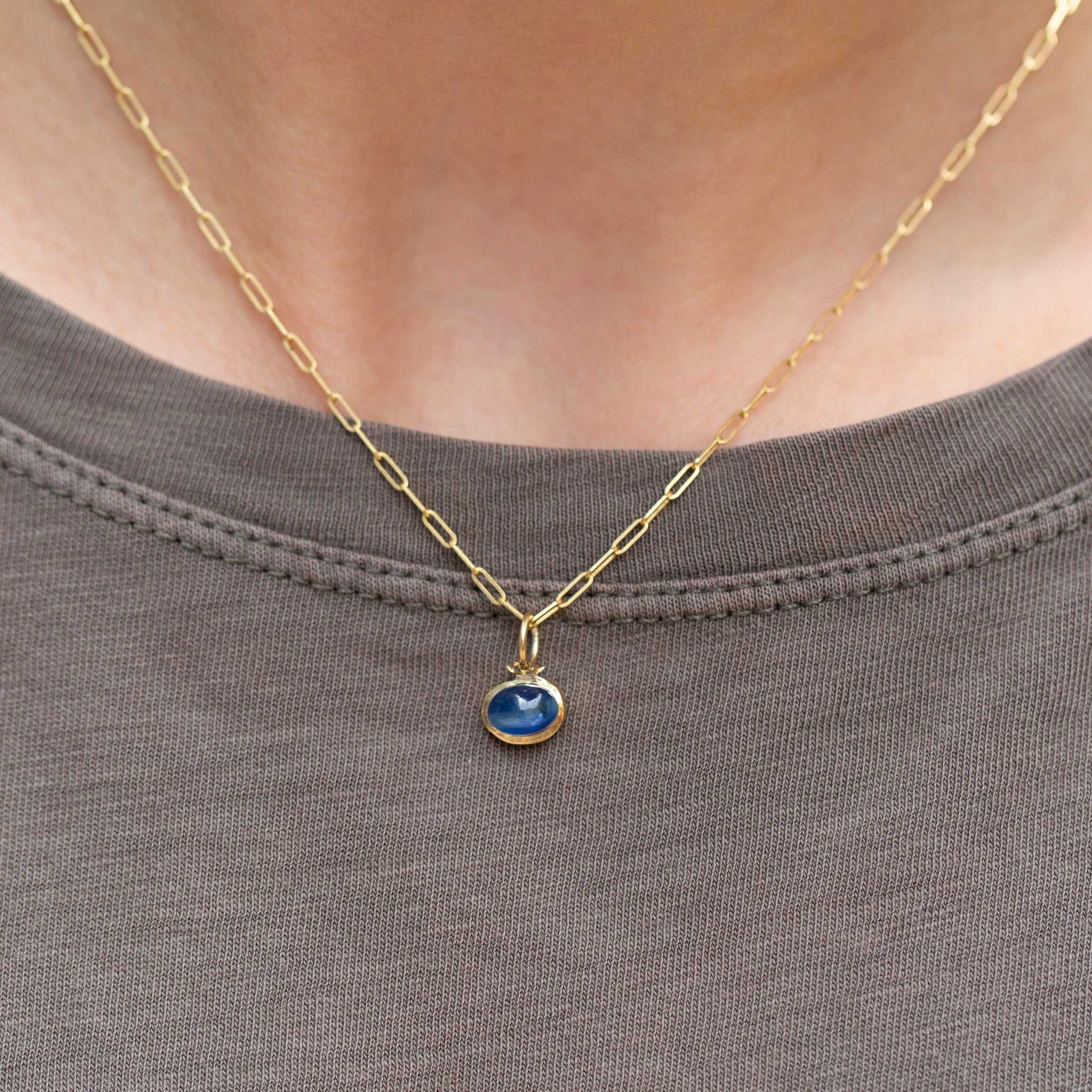 Blueberry Charm 1, 18k