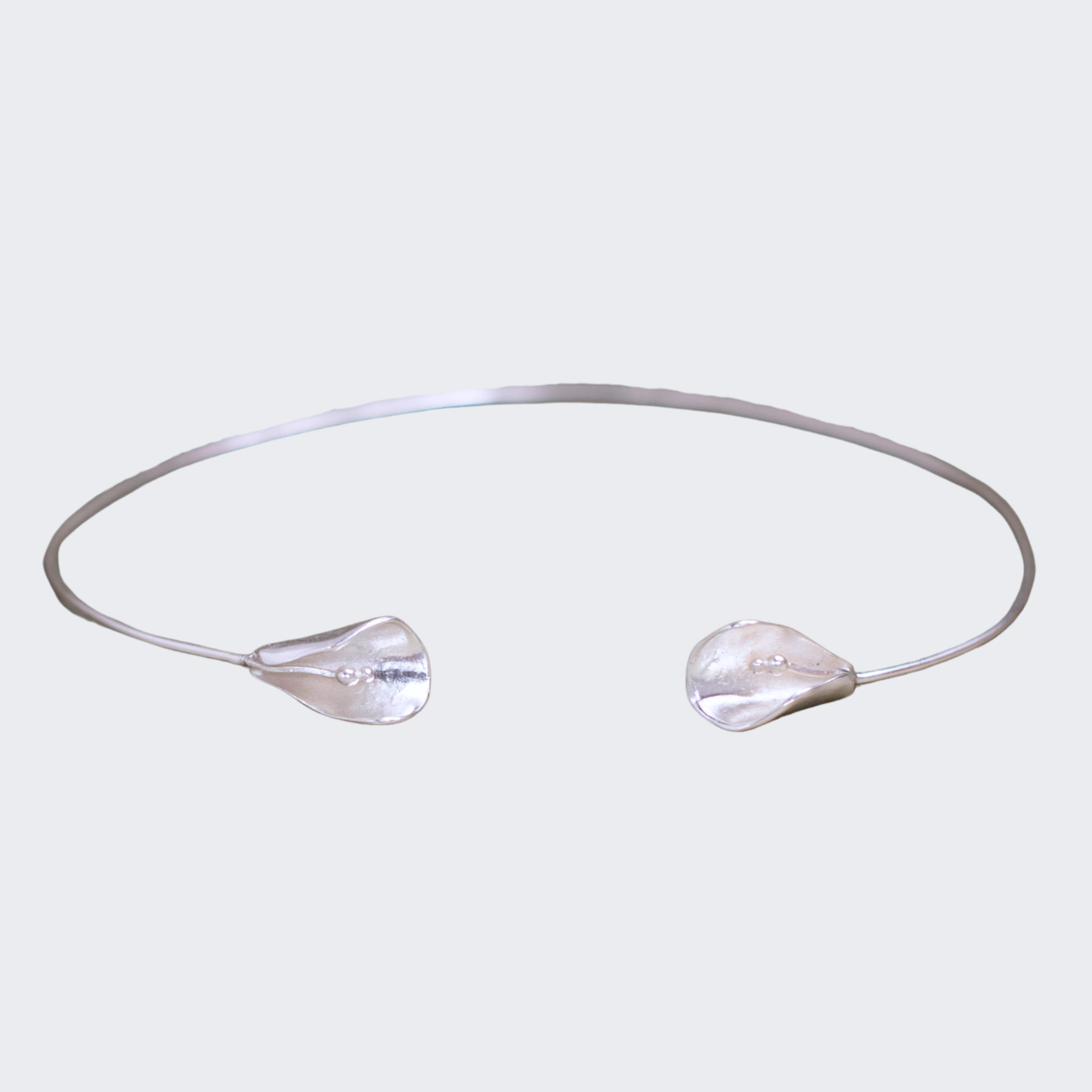 Calla Collar