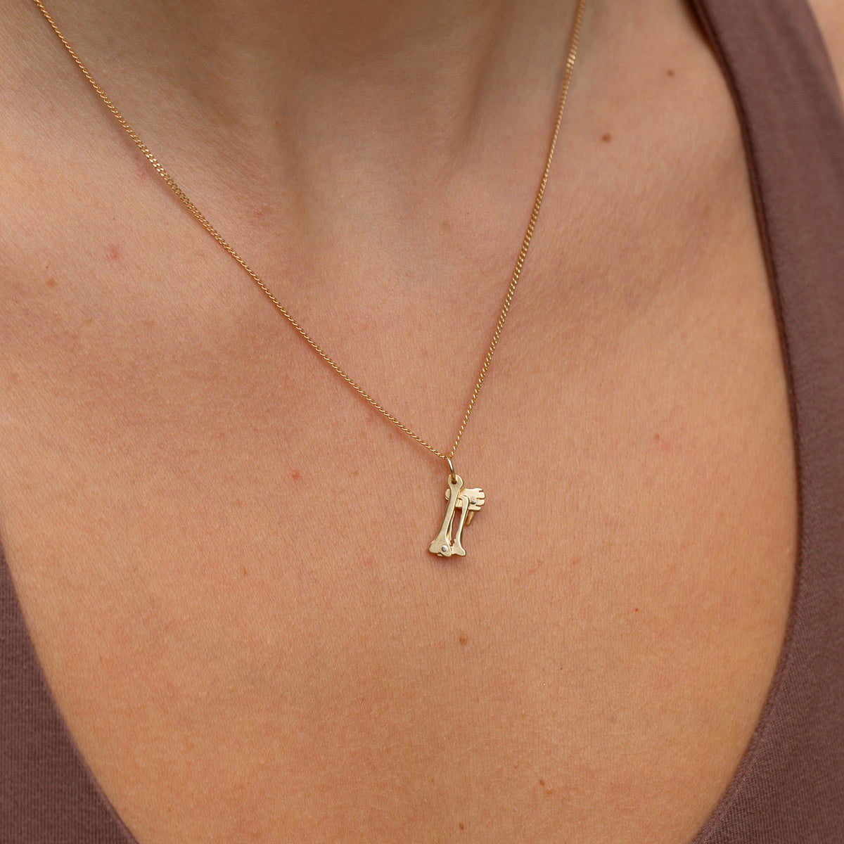 Humerus Charm 5, 14k