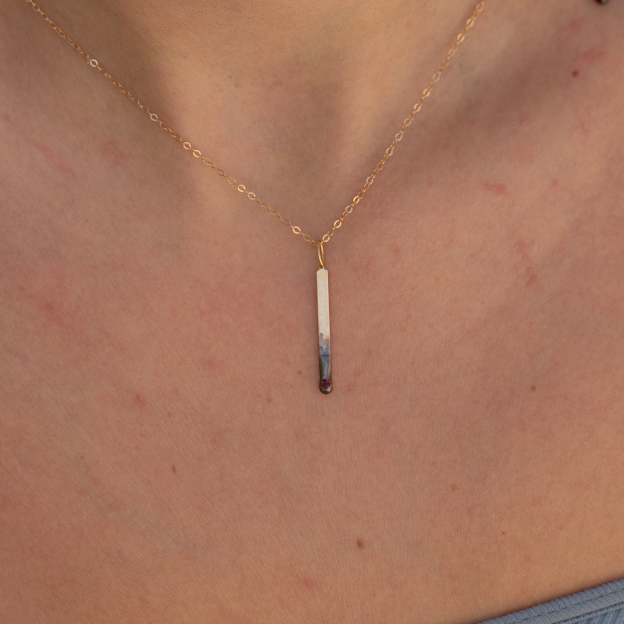 Match 3, 18k Berry Sapphire