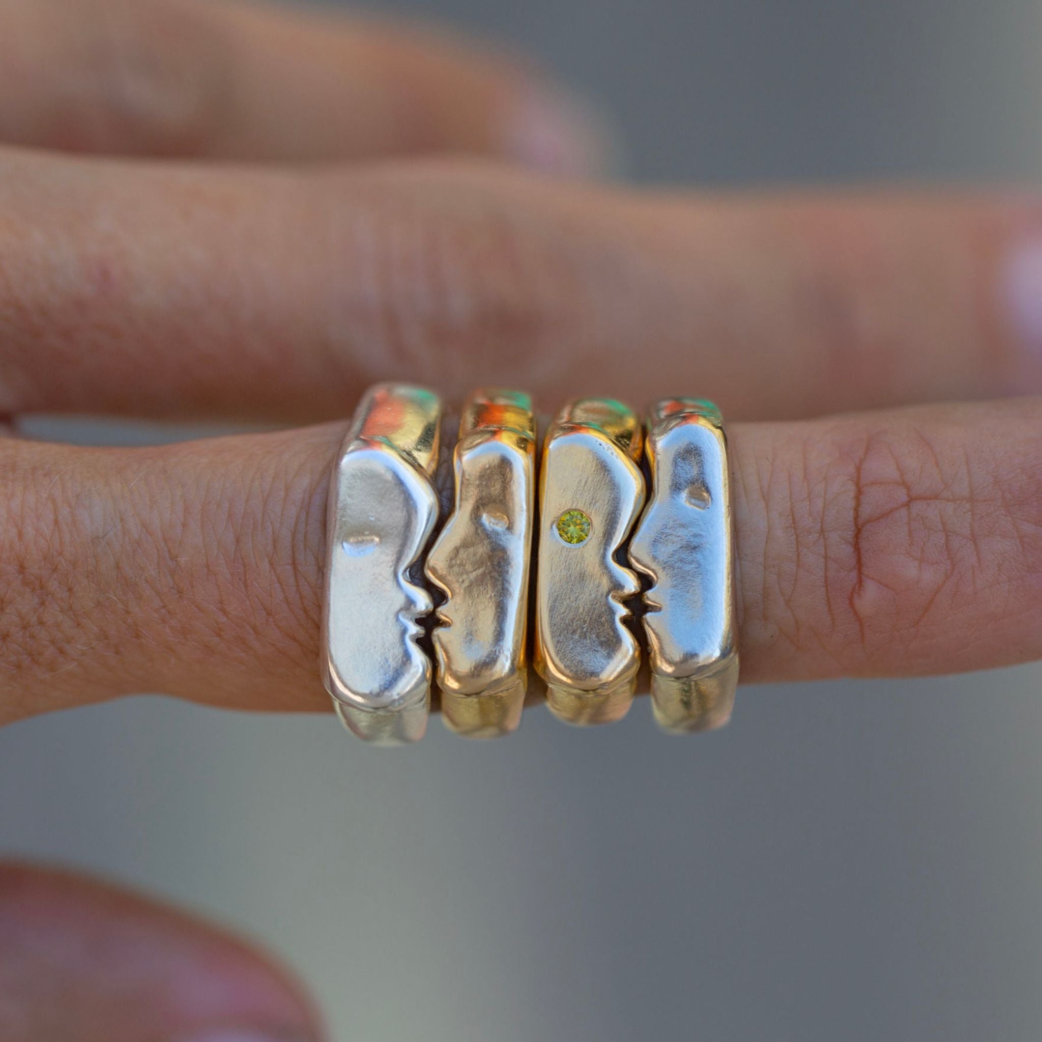 Custom Kiss Rings