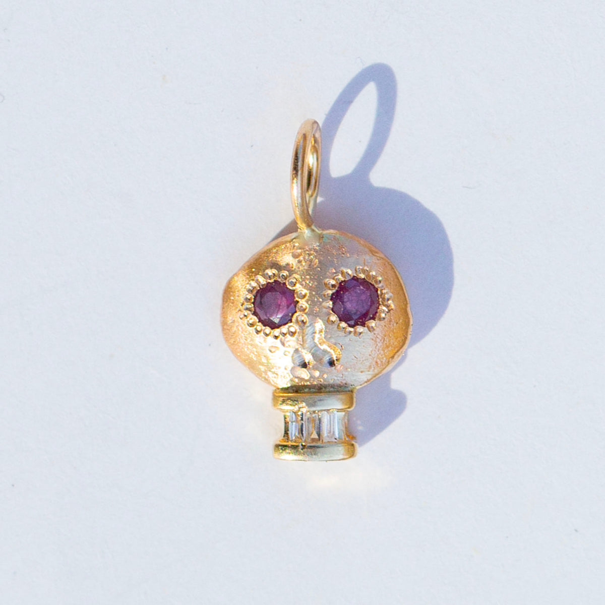 Skull 10, Pomme Ruby