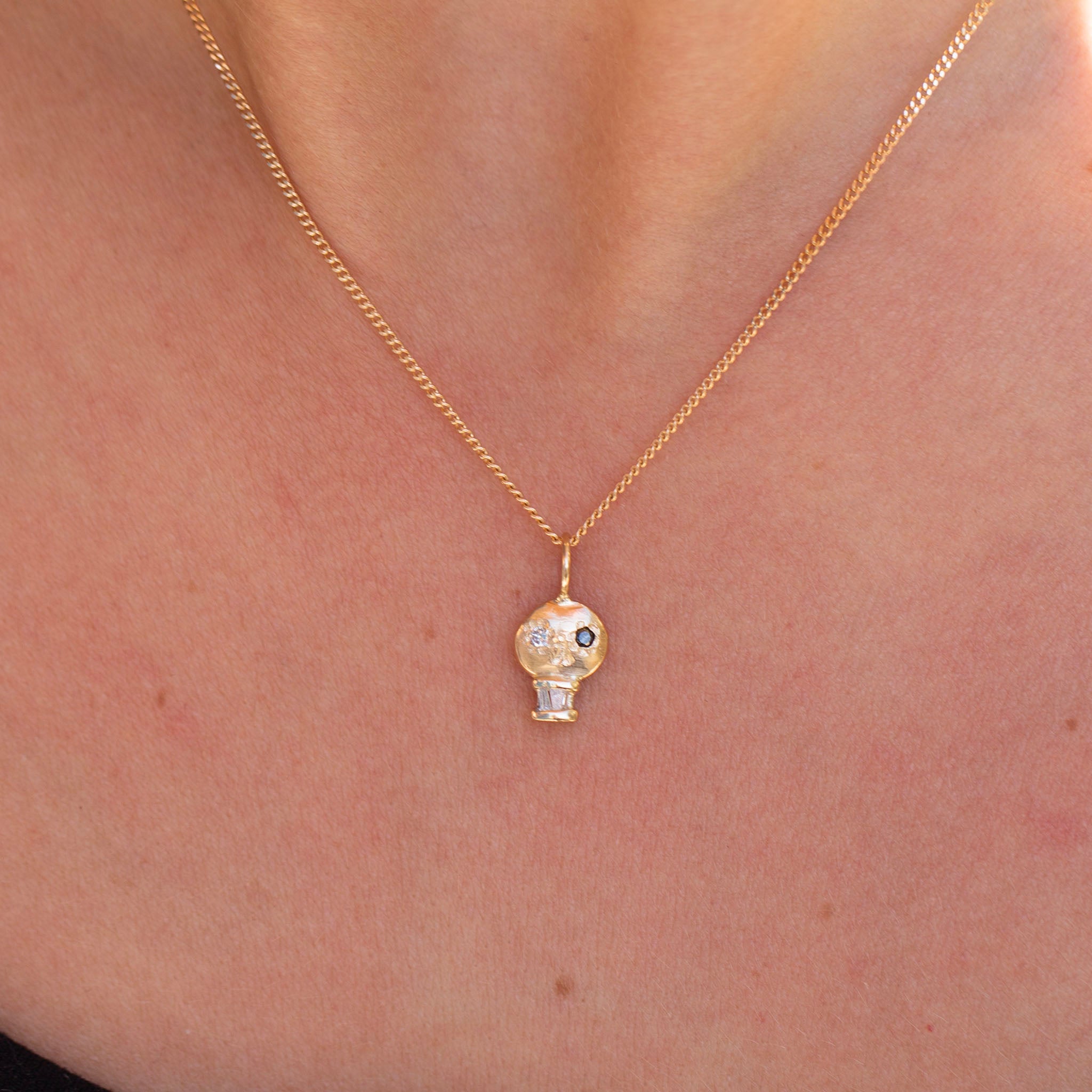 Skull Charm 10, White and Black Diamond