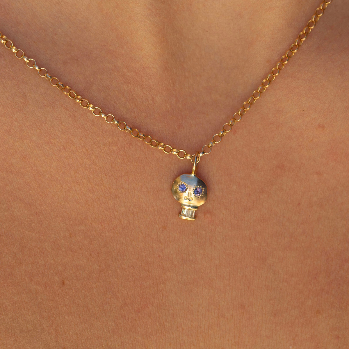 Skull 15, Winza Sapphire