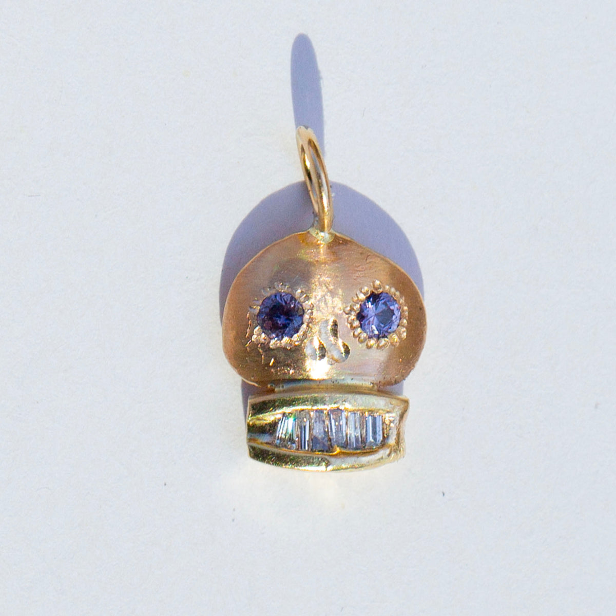 Skull 19, Winza Sapphire
