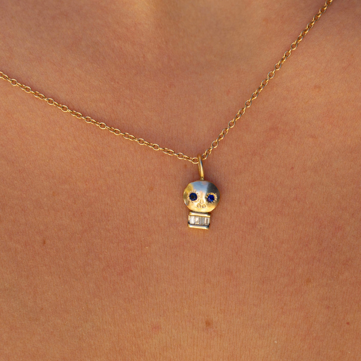 Skull 21, Cobalt Blue Sapphire