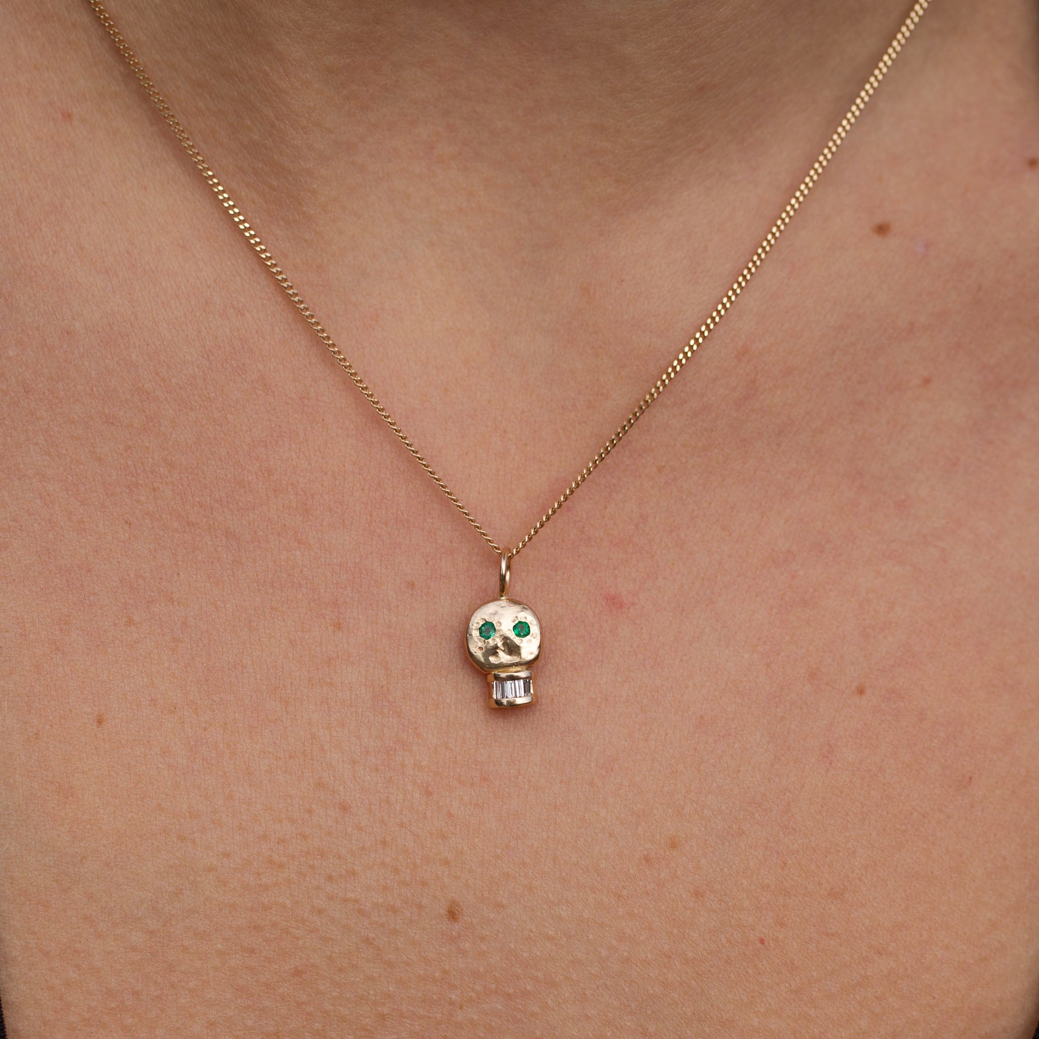 Skull Charm 4, Tanzanite