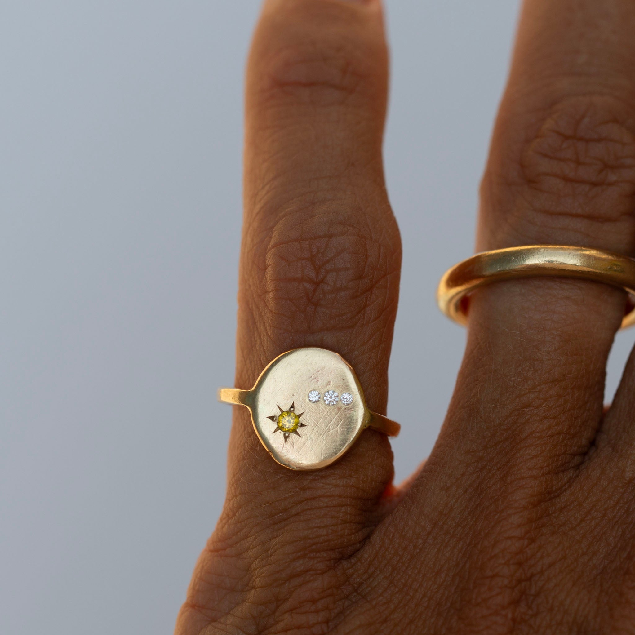 Sunshine Signet