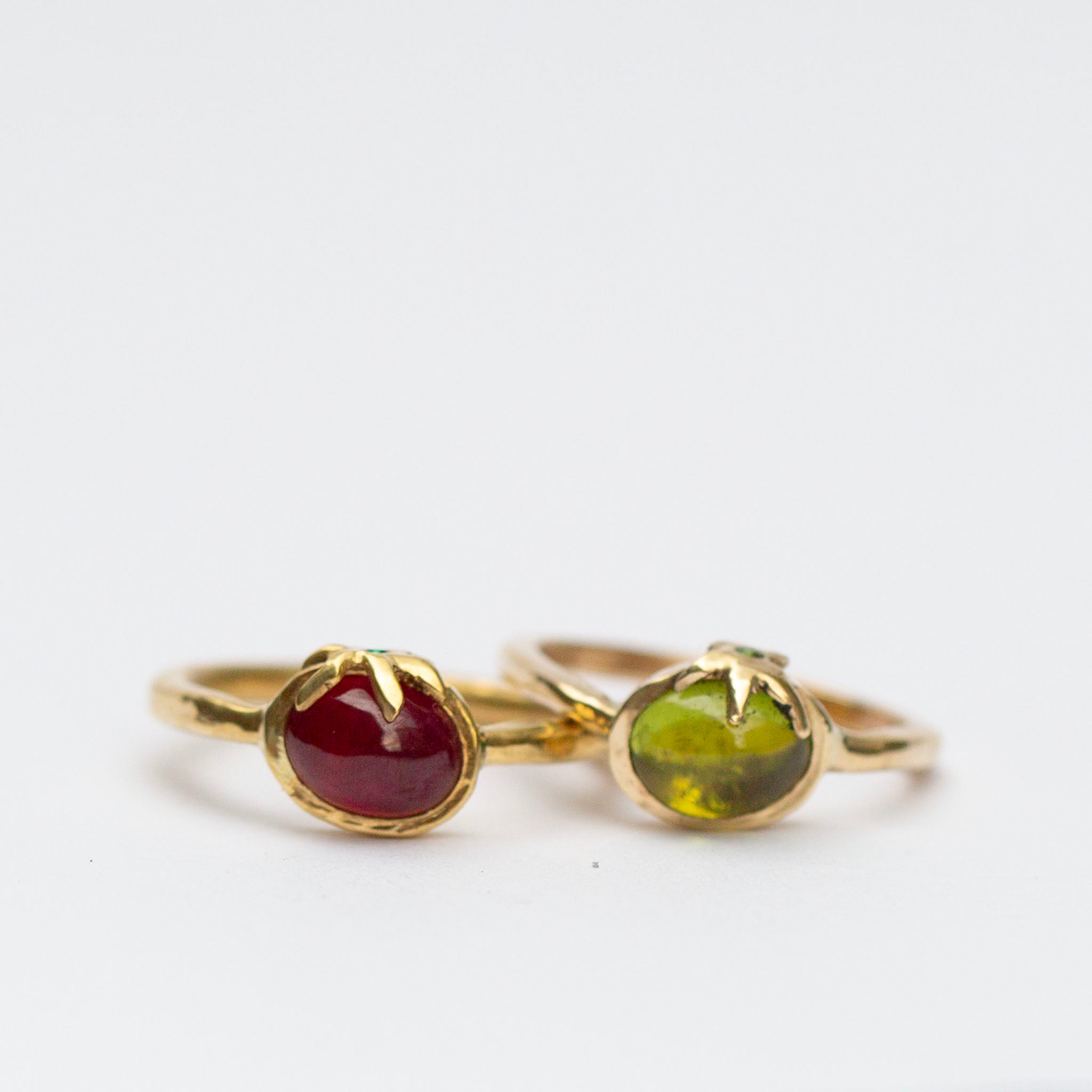 Tomato Ring, 18k Ruby & Emerald