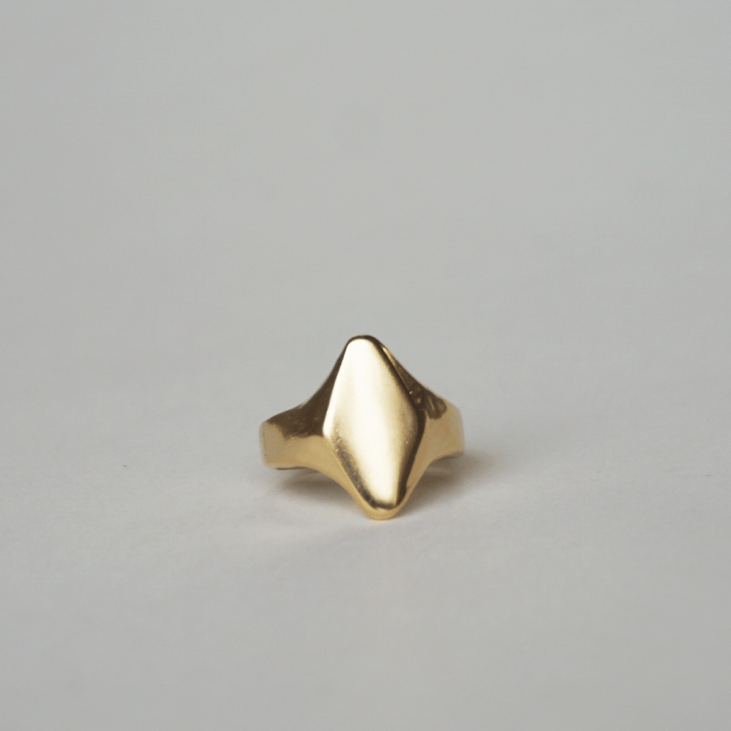 Diamond Signet