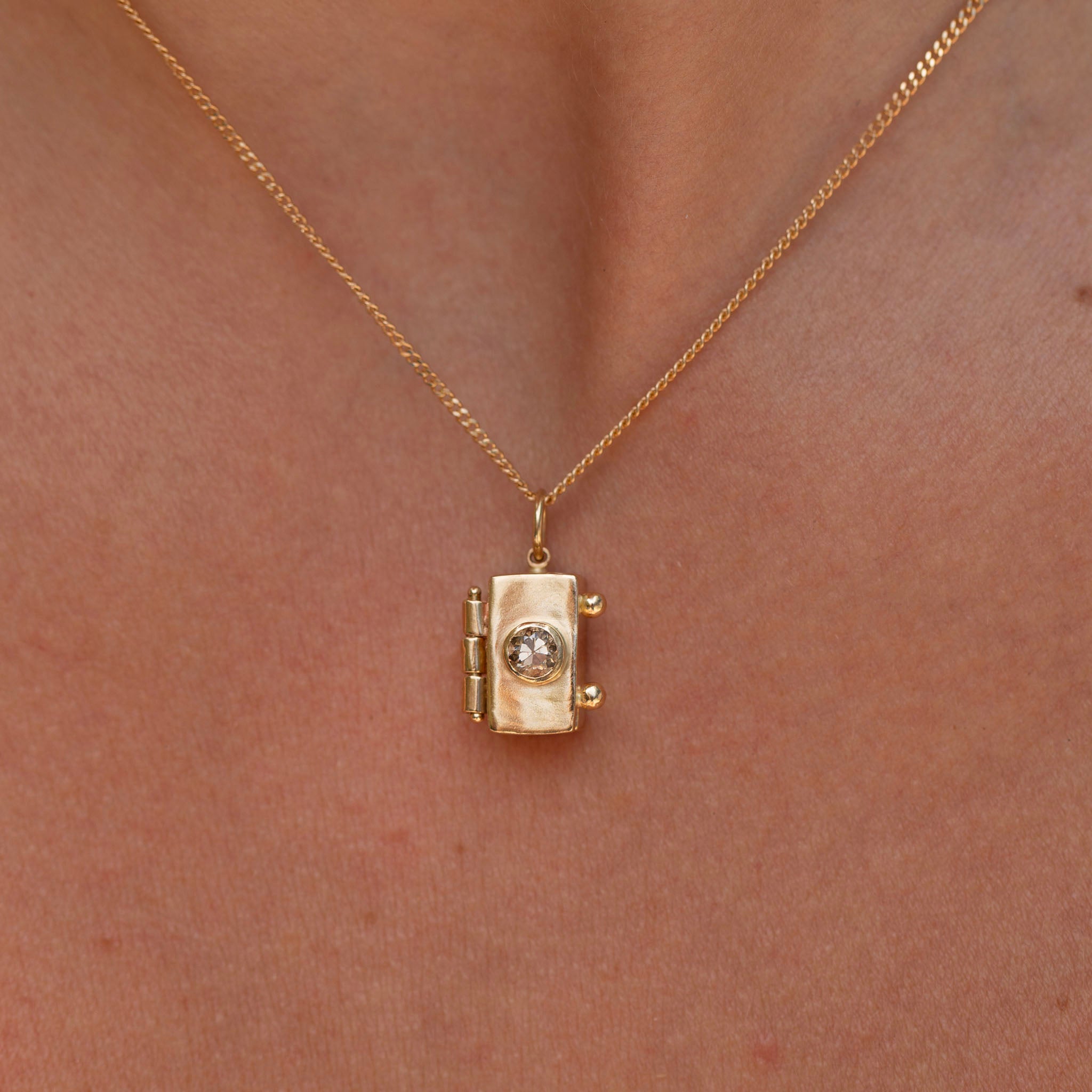 Champagne OEC Rock Box