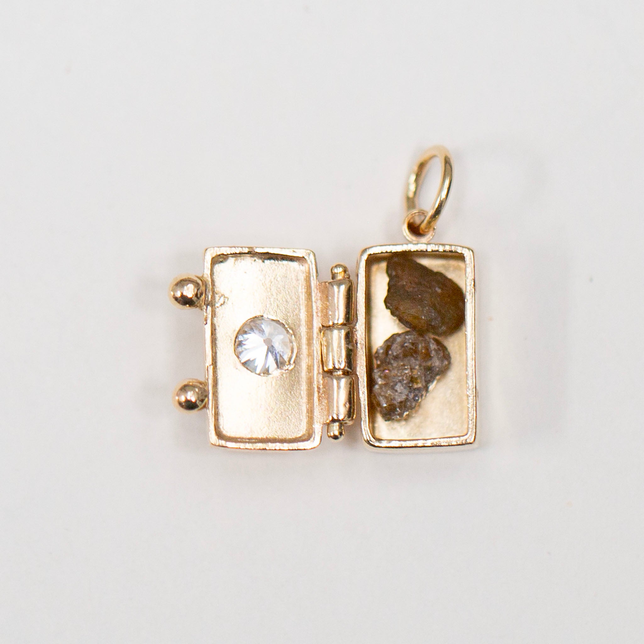 Old English Cut Antique Diamond Rock Box
