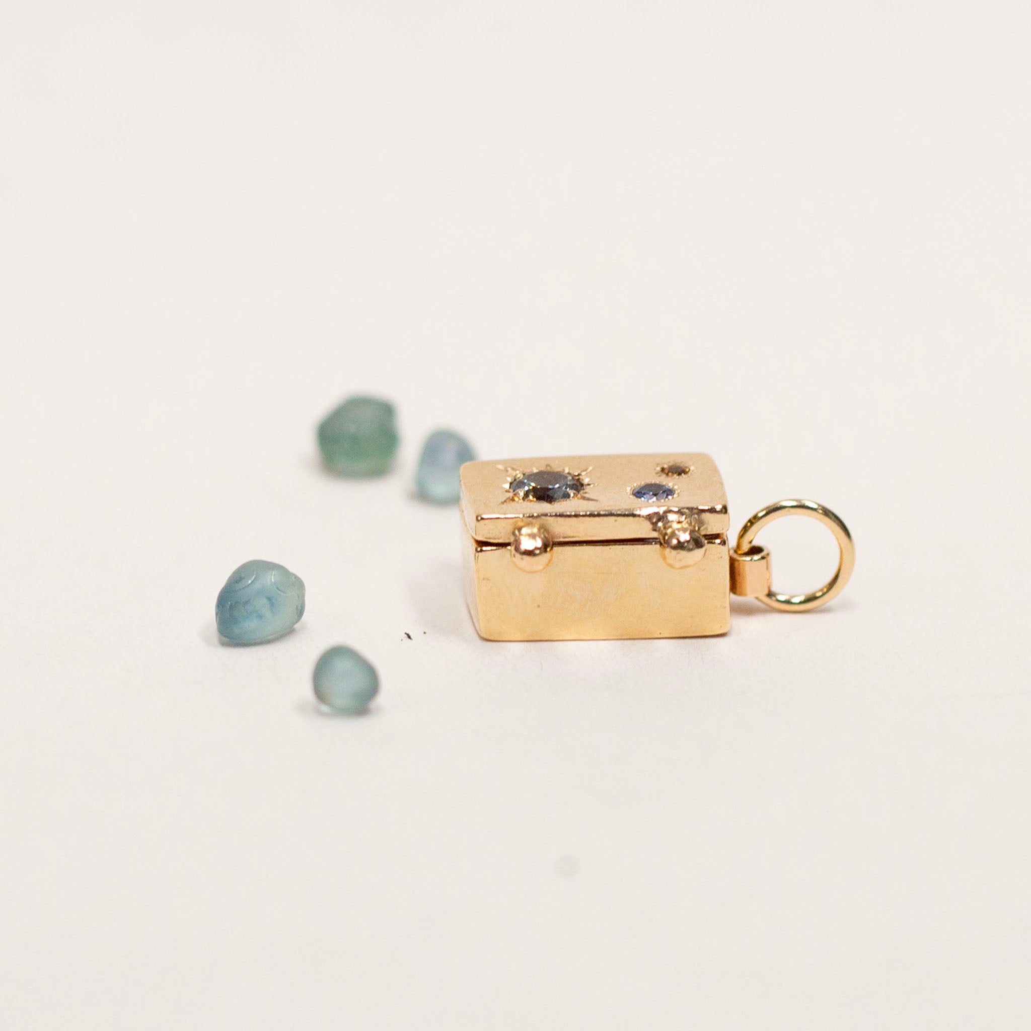 Sapphire Mosaic Rock Box