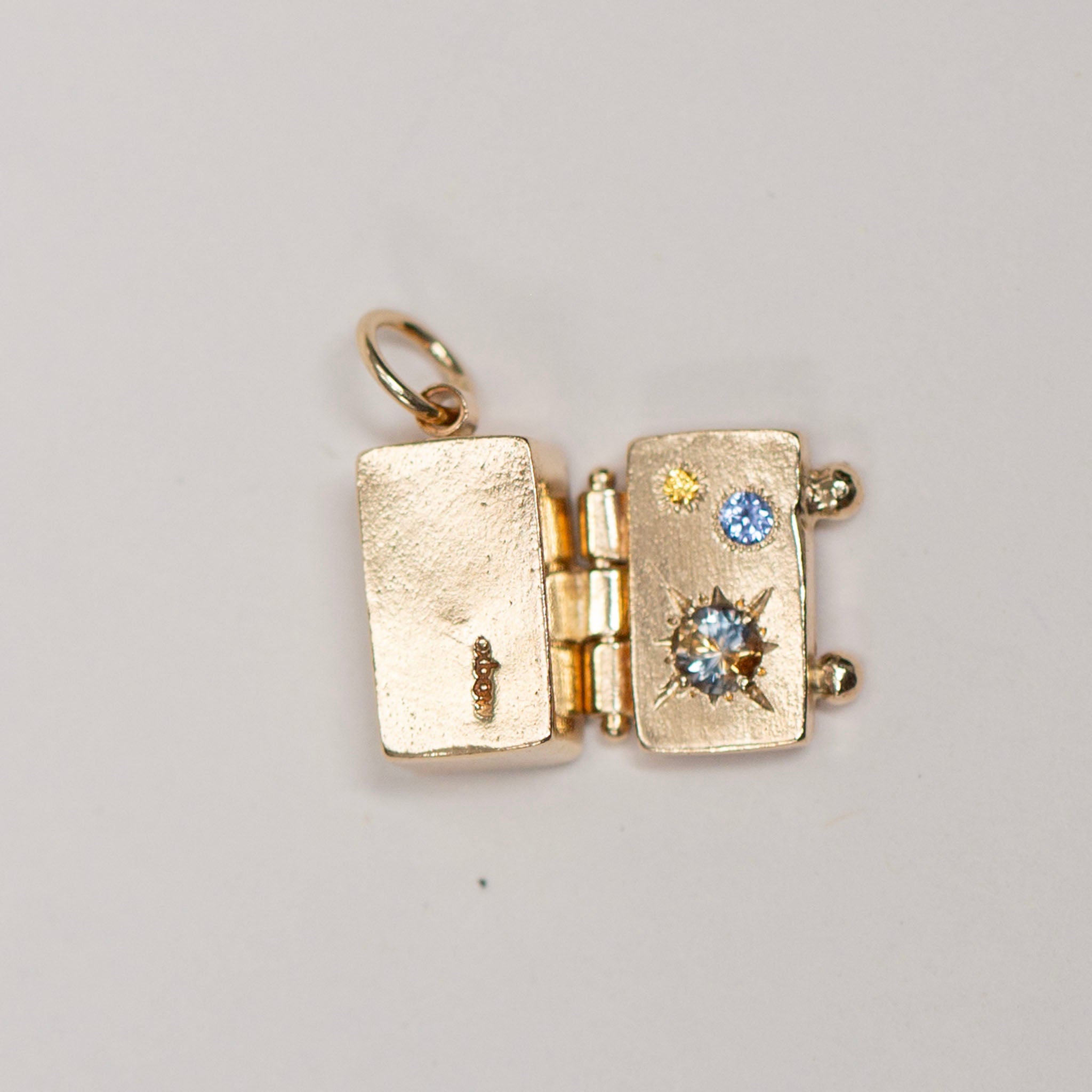Sapphire Mosaic Rock Box