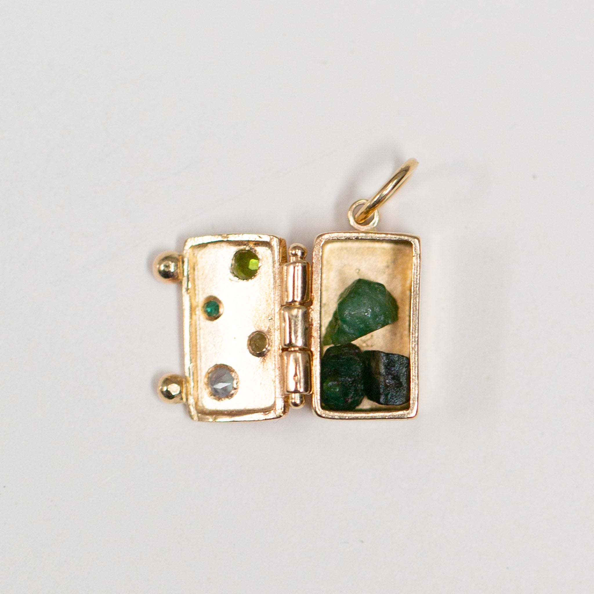 Green Mosaic Rock Box