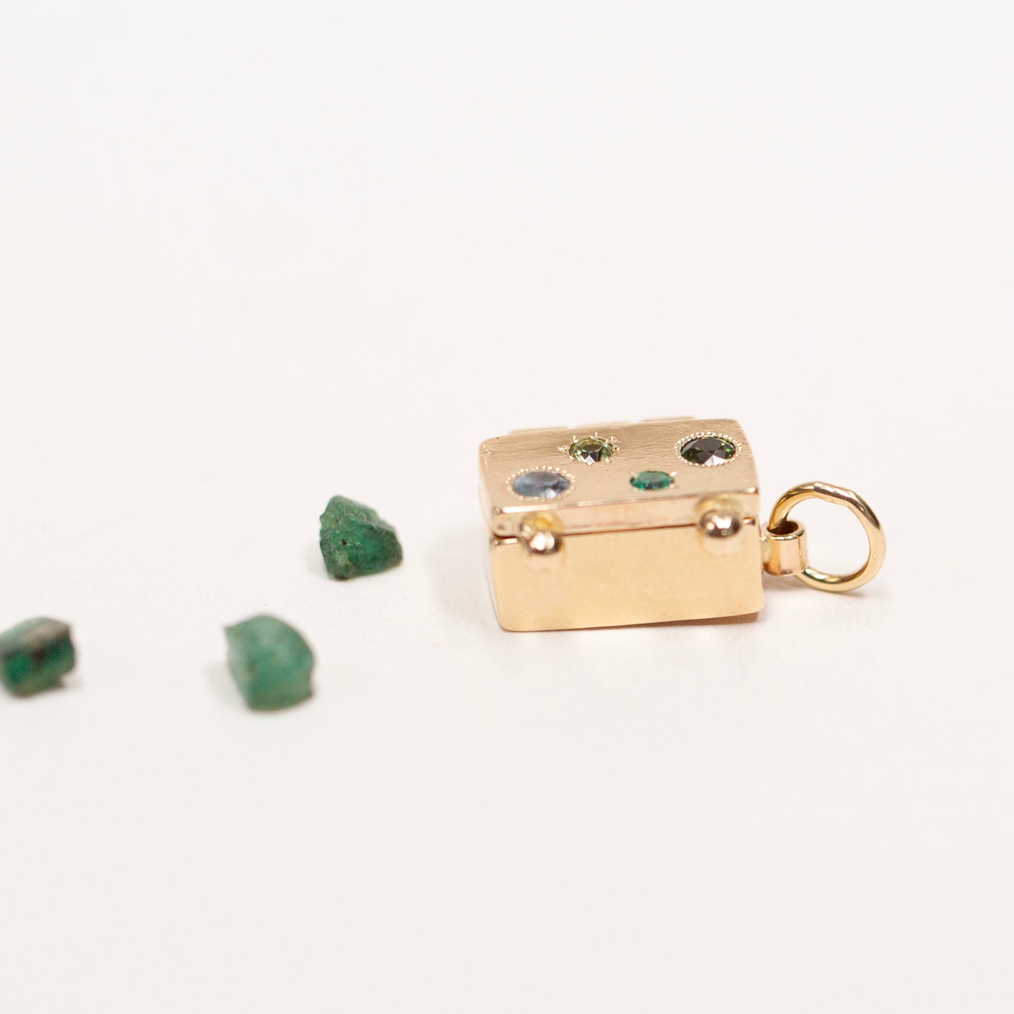 Green Mosaic Rock Box