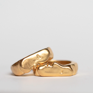 Kiss Rings, gold