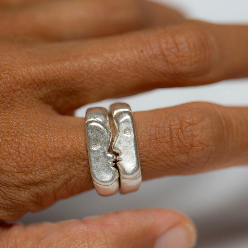 Kiss Rings, Silver