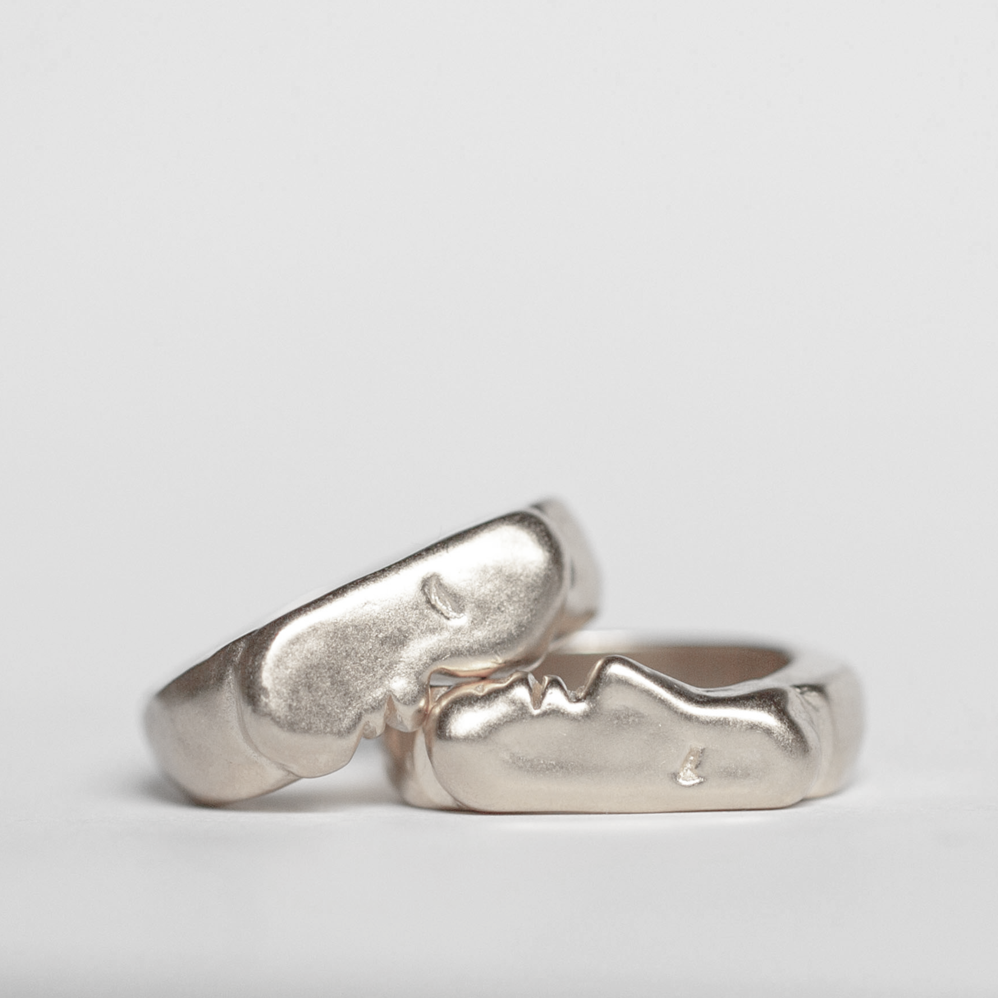 Kiss Rings, Silver