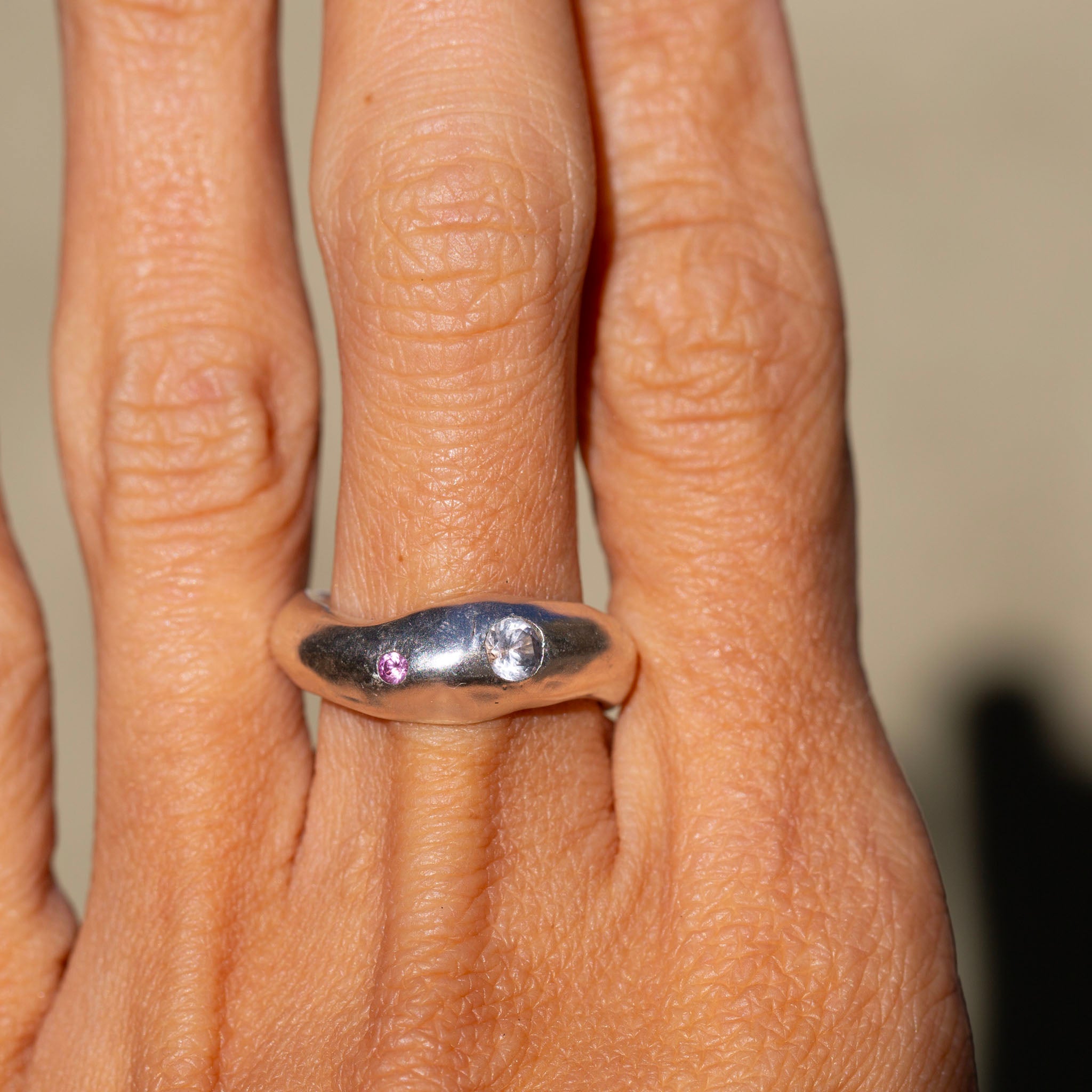 Orbit Ring 3, Sapphire