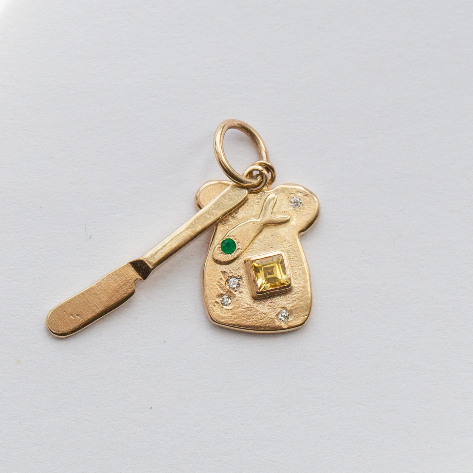 Sardine Toast & Knife