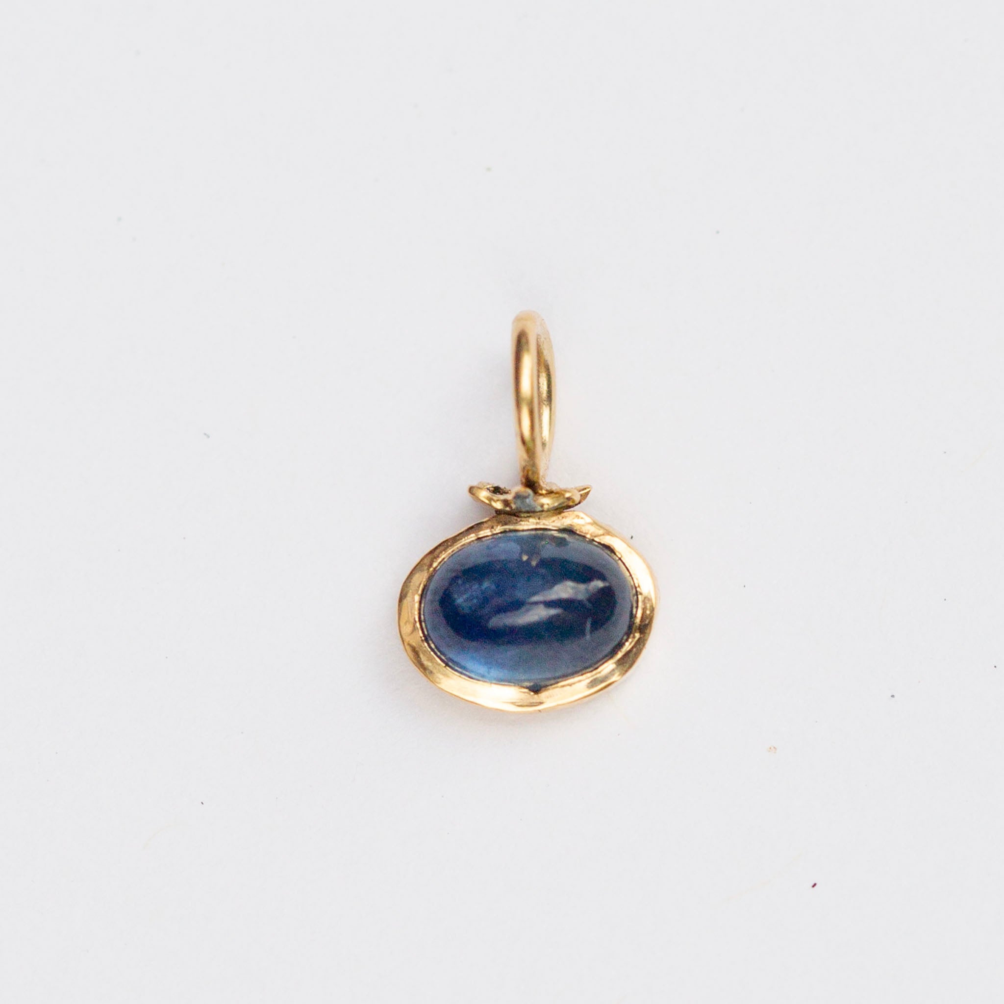 Blueberry Charm 8, 14k