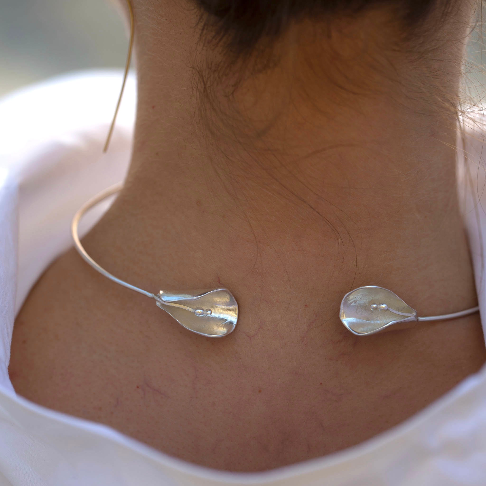 Calla Collar