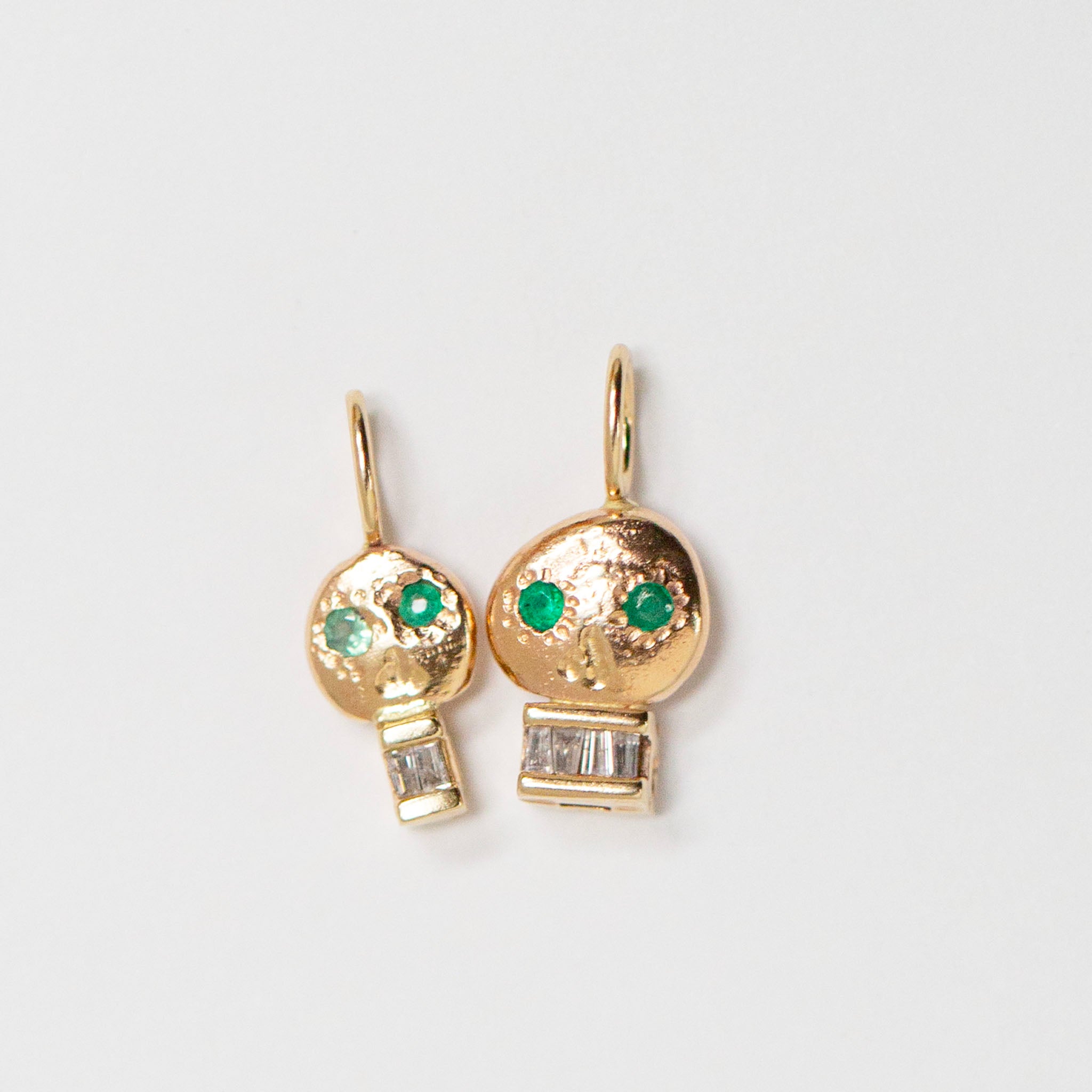 Skull 13, Emerald
