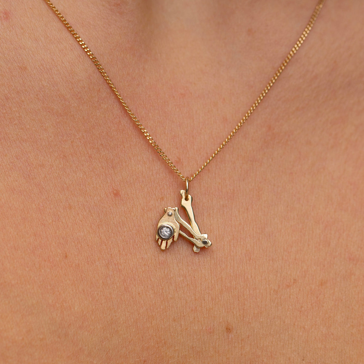 Humerus Charm 4, 14k