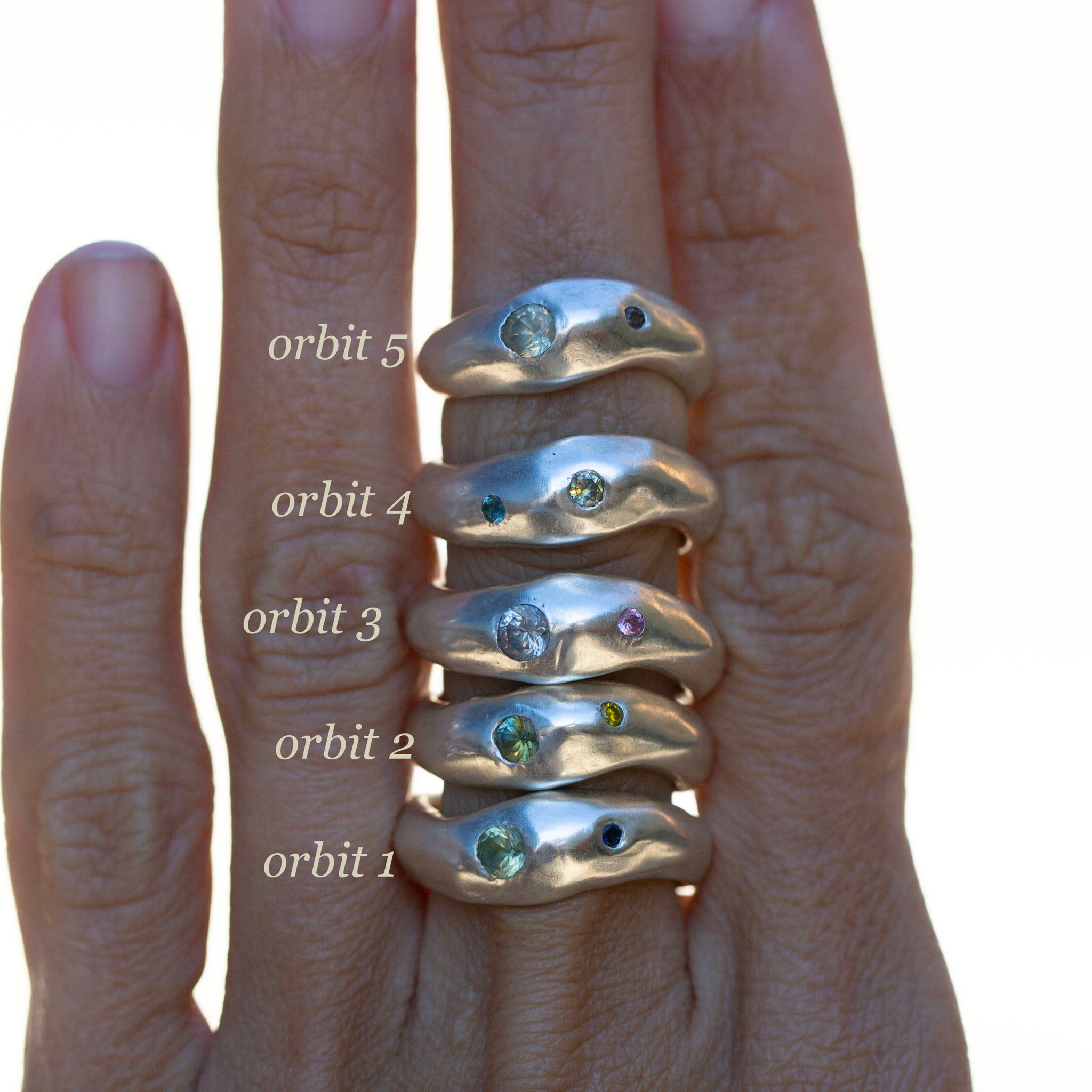 Orbit Ring 5, Sapphire