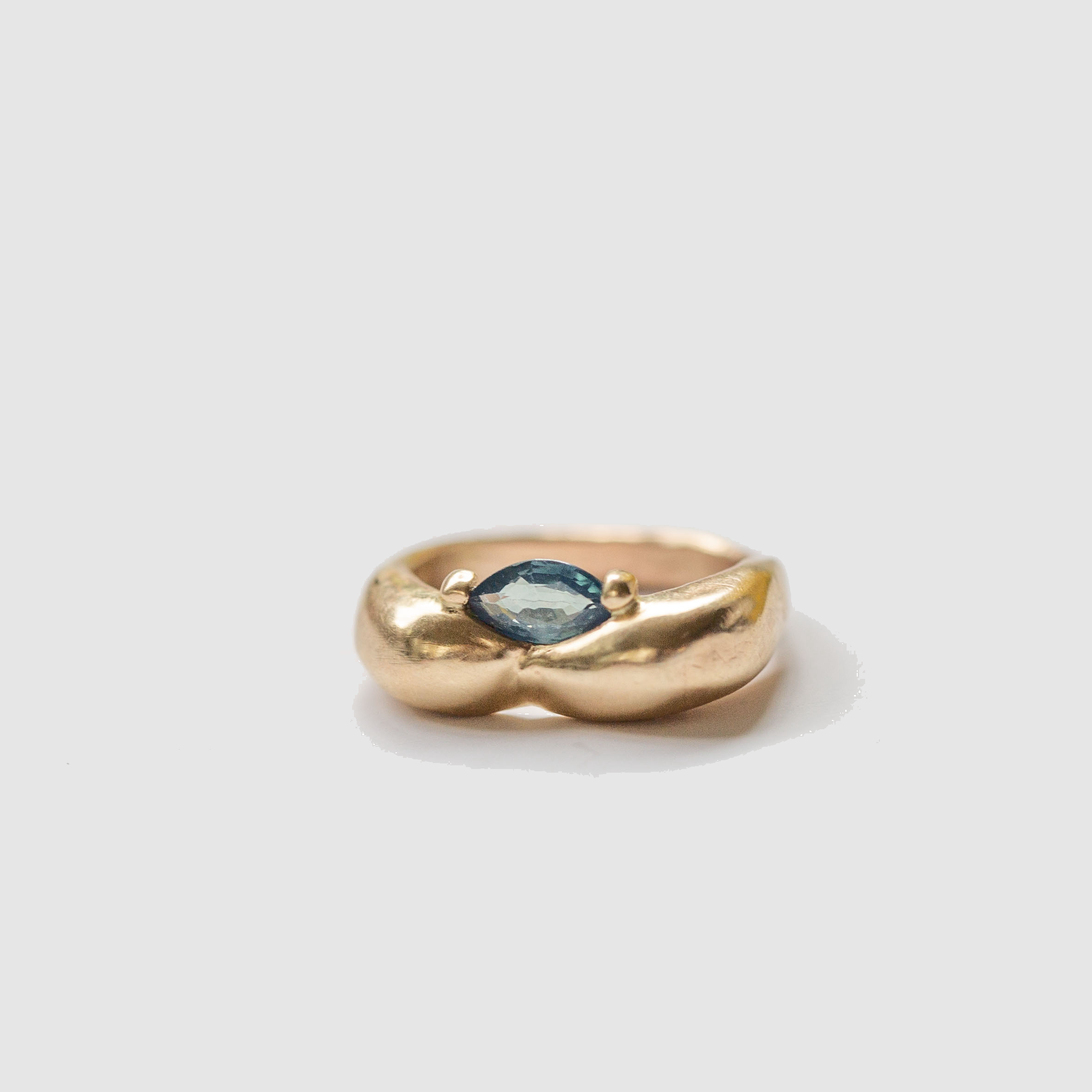 Sandia Sapphire Ring, 14k