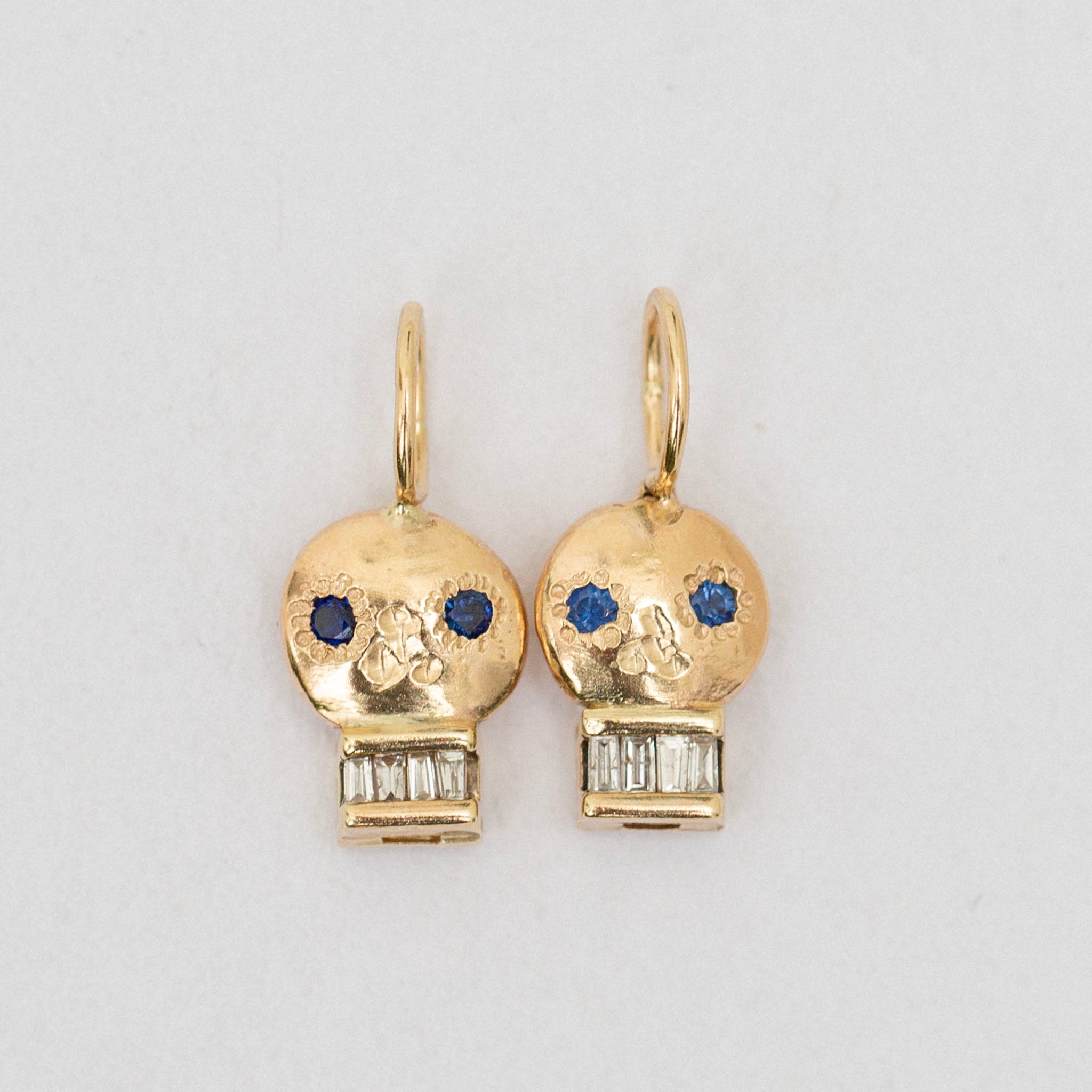 Skull Charm 7, Cobalt Blue Sapphire