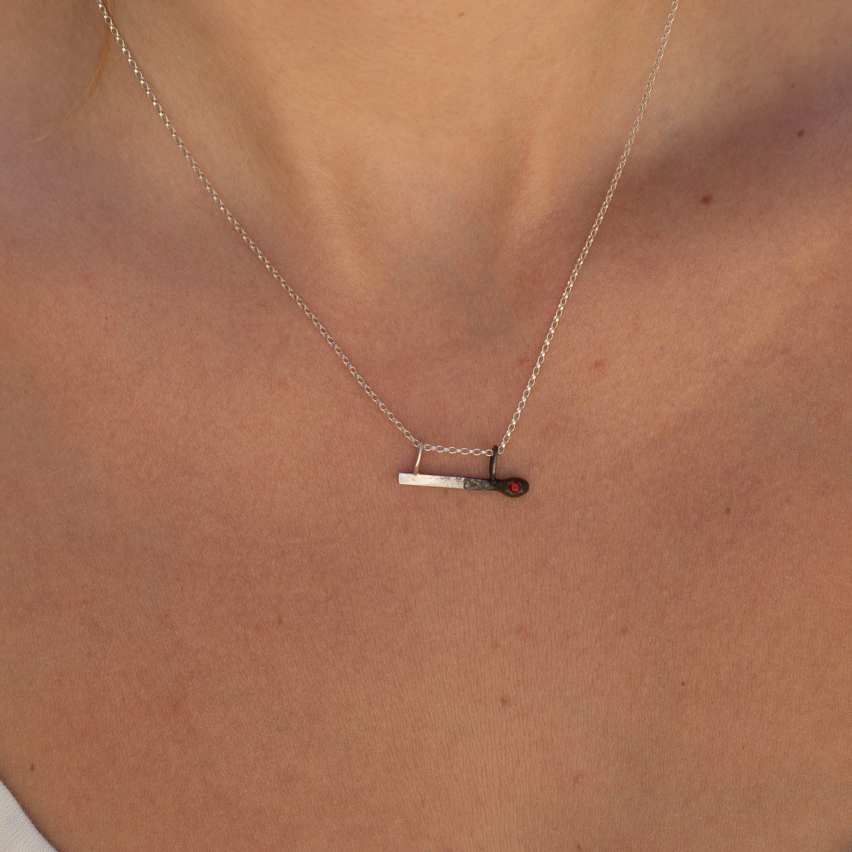 Silver Match 7, Garnet