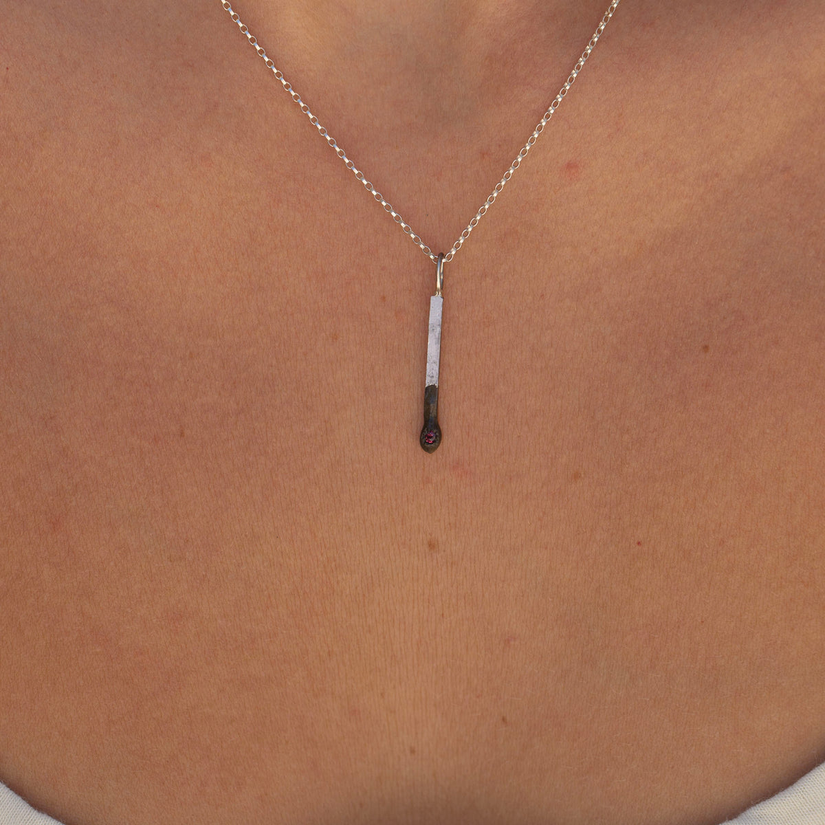 Silver Match 6, Sapphire