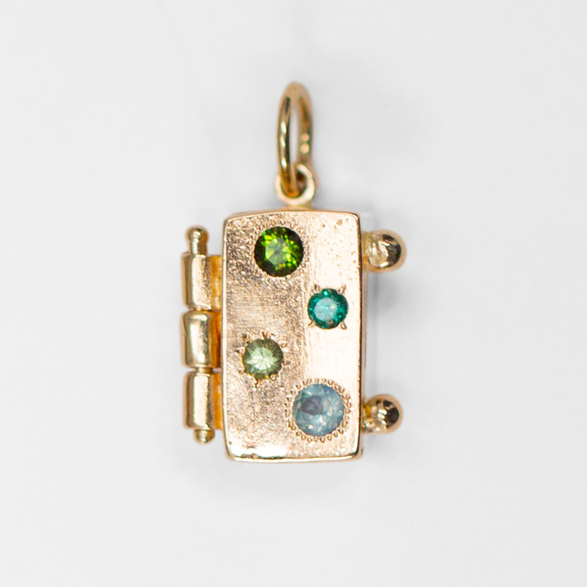 Green Mosaic Rock Box