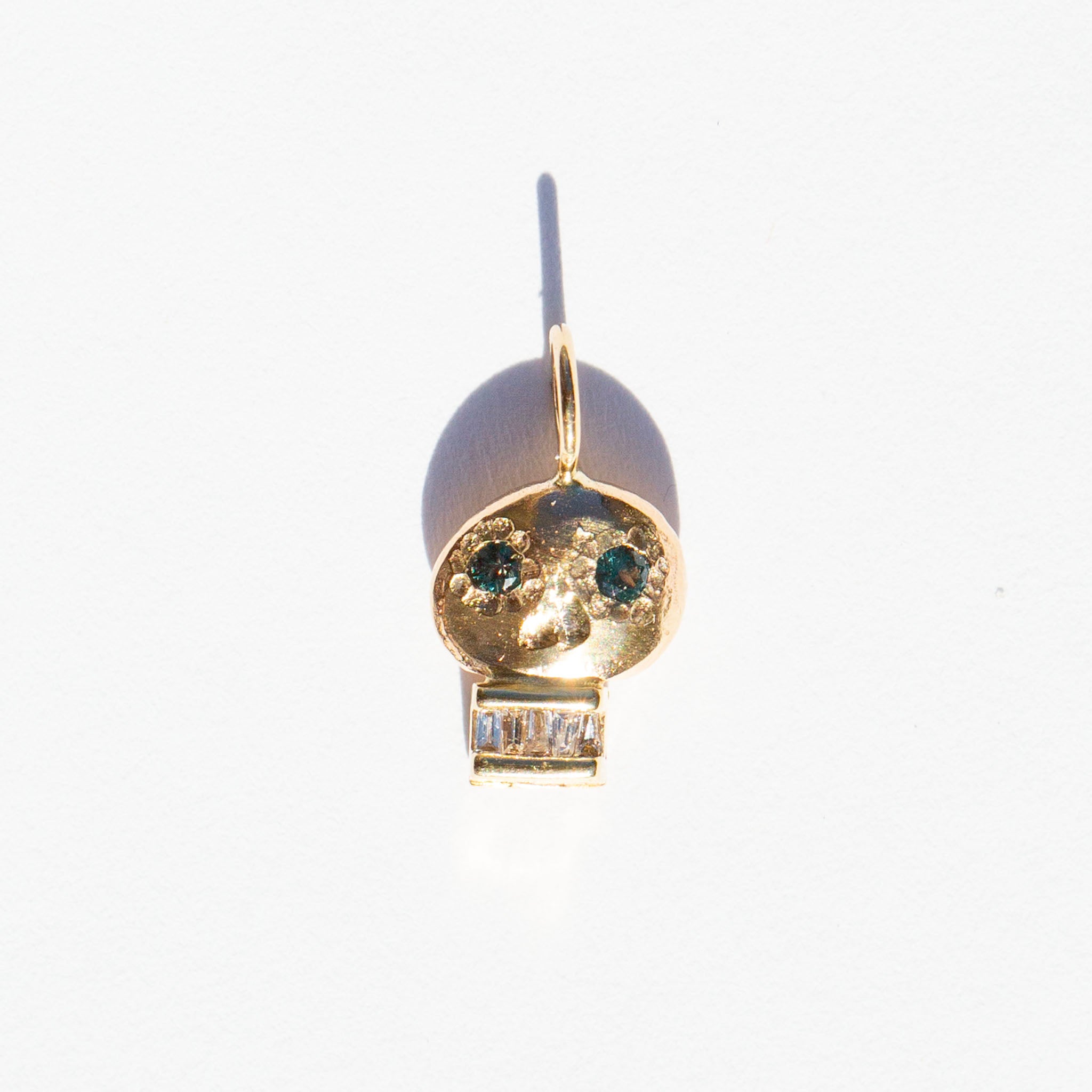 Skull Charm 14, Color Changing Garnets