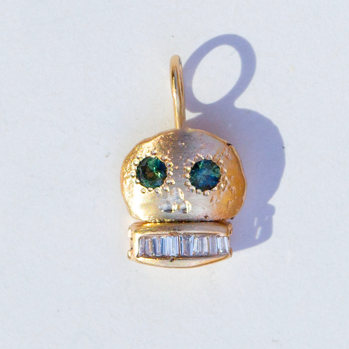 Skull 18, Parti Sapphire