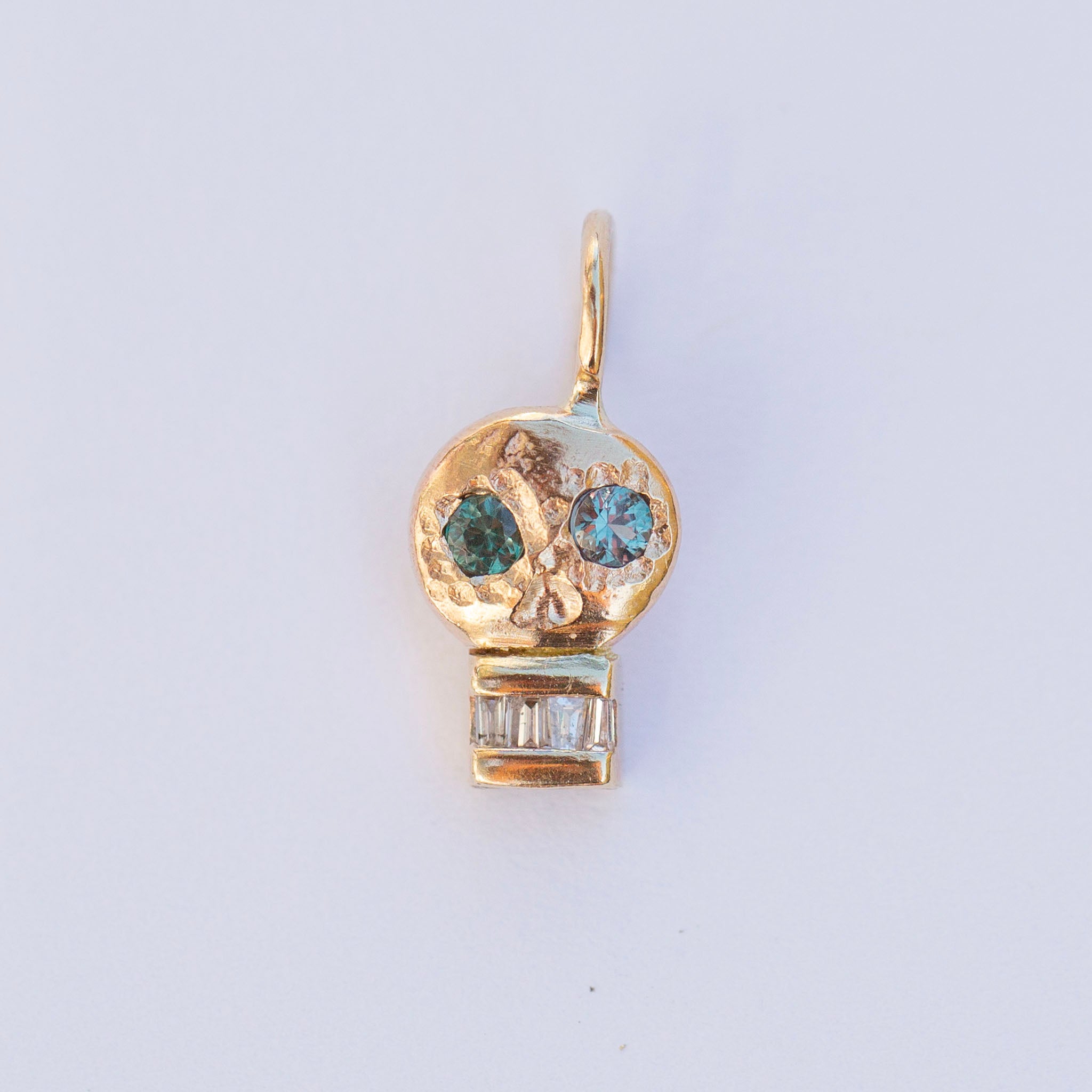 Skull Charm 6, Color Changing Garnets