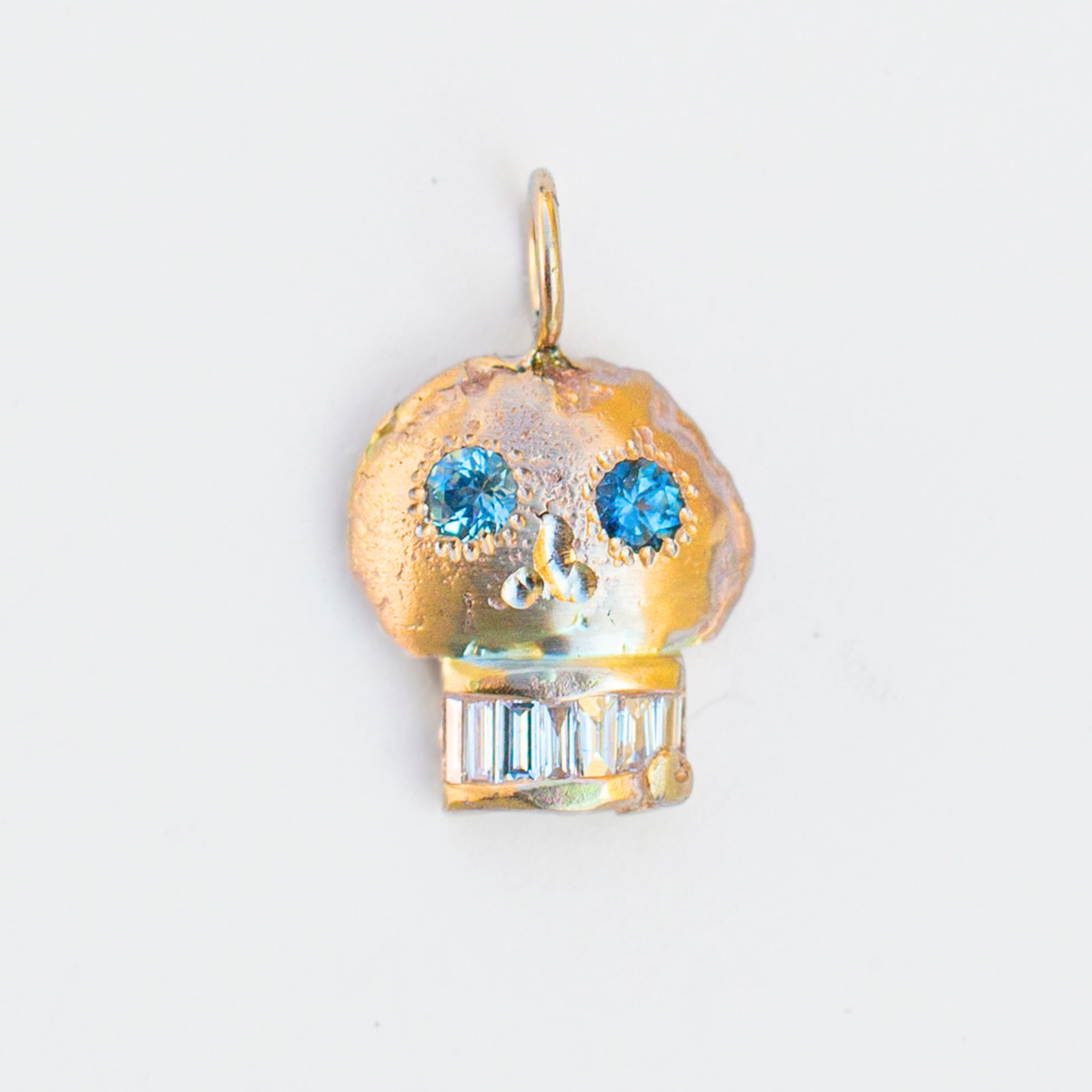 Skull 6, Montana Sapphire
