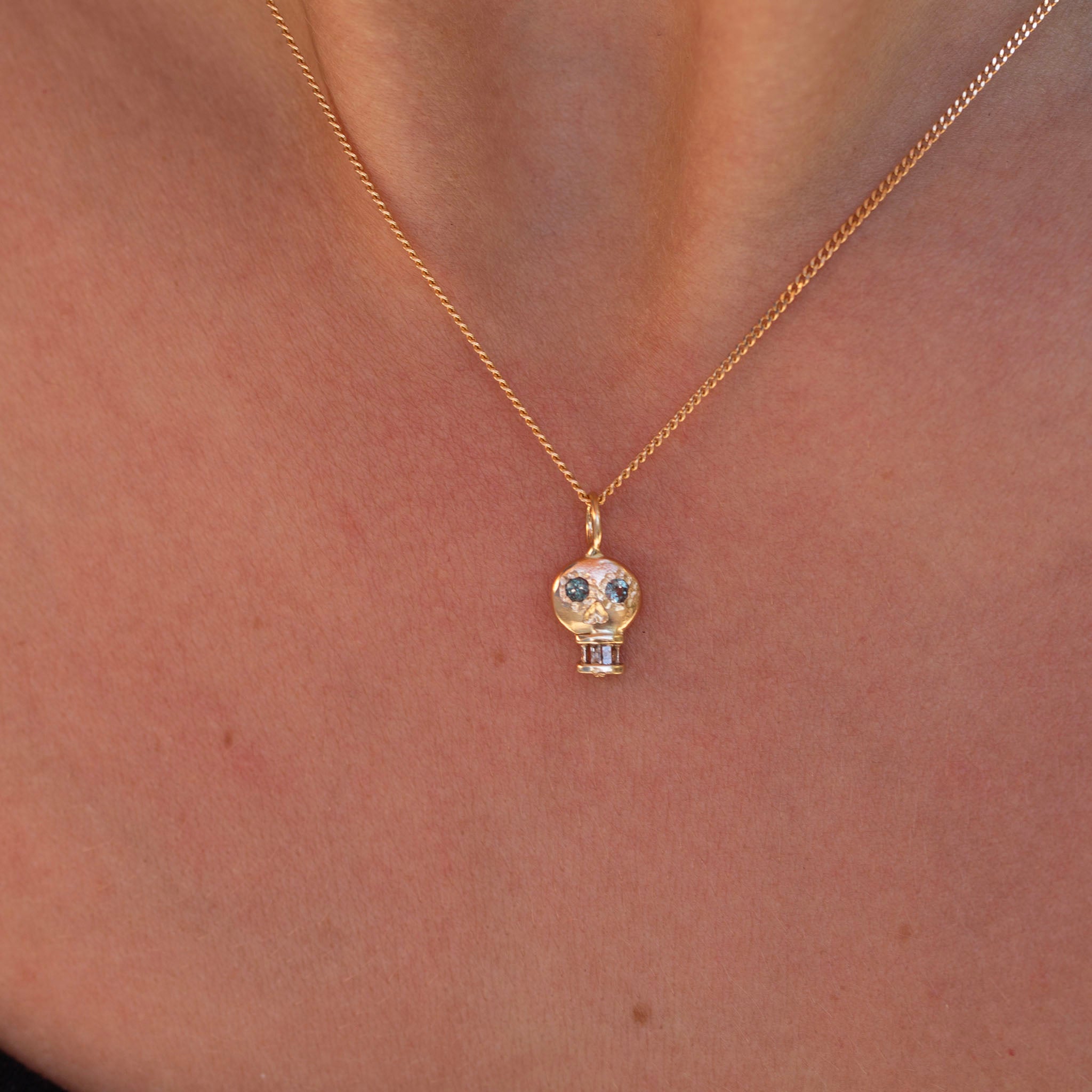 Skull Charm 9, Color Changing Garnets